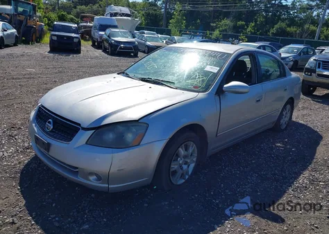 2005 Nissan Altima 2.5 S из США, поврежденный, VIN 1N4AL11D75C166014